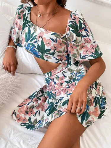 Vista 4 de SheIn Vestido de mujer con estampado floral y manga farol corte asimétrico cuello con volantes