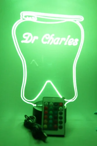 Vista 7 de MIRROR MANIA Lámpara de mesa LED personalizada con grabado de dientes y cepillo dental, viene con control remoto, 16 opciones de color, cable