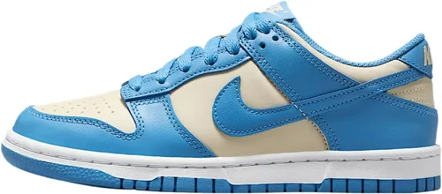Vista 226 de Nike Kid's Dunk Low Sneaker