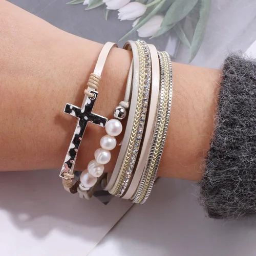 Vista 2 de Vercret - Pulsera de cuero para mujer, pulsera para niña de varias capas, ideal como regalo para mujer, hermana mayor, mamá, etc.