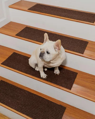 Vista 4 de Halton - Alfombra de algodón para escaleras, color marrón oscuro, apta para mascotas, 9 x 29 pulgadas (13)