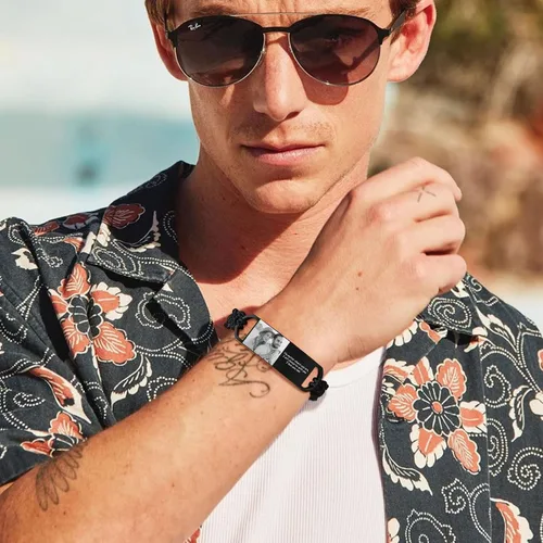 Vista 4 de MPRAINBOW Pulsera de fotos personalizada para hombres, regalos personalizados para él y ella, imagen personalizada, nombre y texto grabados de acero