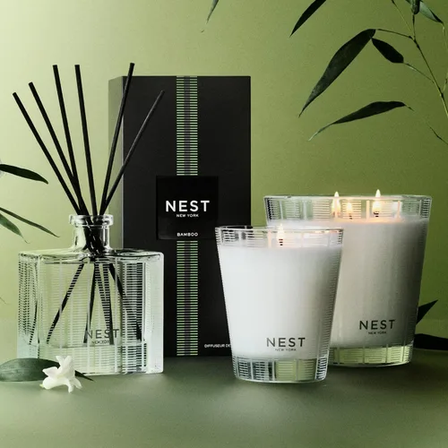 Vista 5 de NEST New York Vela clásica perfumada, bambú, 8.1 onzas, tiempo de combustión de hasta 60 horas, recipiente de vidrio reutilizable
