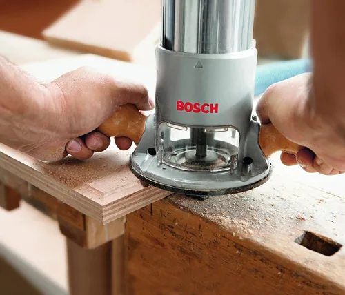 Vista 11 de Router Bosch 1617EVS de 2.25 HP, electrónico, de base fija.