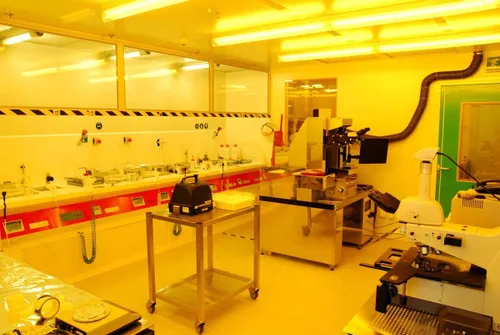 Vista 4 de Cinta adhesiva ESD, cinta de celofán conductora EMI Shield, antiestática, área sensible a la estática, paquete de 24 unidades, 1/2 pulgada, núcleo