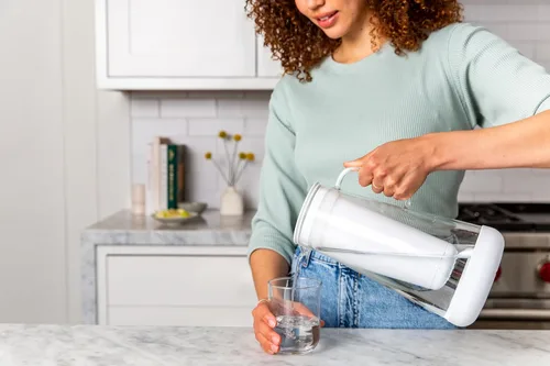 Vista 5 de LifeStraw Paquete de repuesto para jarra de agua para el hogar, suministro de 1 año, para protección contra bacterias, parásitos, microplásticos
