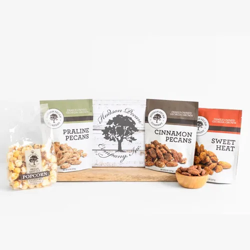 Vista 14 de HUDSON PECAN COMPANY Cheddar Pecan Bites Rich Sharp Cheddar con piezas
