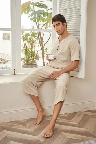 Vista 9 de COOFANDY Conjunto de 2 piezas de lino para hombre, camisa Henley de manga corta y pantalones capri harén, pierna ancha, holgados, pantalones de yoga