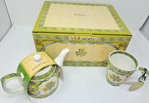 Vista 4 de Royal Tara Juego de 1 taza de café de trébol irlandés con diseño de nudos celtas y 1 tetera de porcelana de trébol, tetera irlandesa con nudo celta