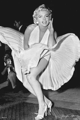 Vista 2 de Póster laminado Marilyn Monroe vestido soplando imagen sexy en blanco y negro, imagen retro vintage clásica de estrella de cine de Hollywood