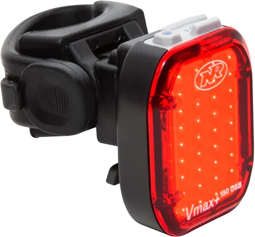 Vista 3 de NiteRider Swift 700 + Vmax+ 180 - Combo de luces delanteras y traseras para bicicleta, 700 lúmenes delanteros y 180 lúmenes traseros USB-C
