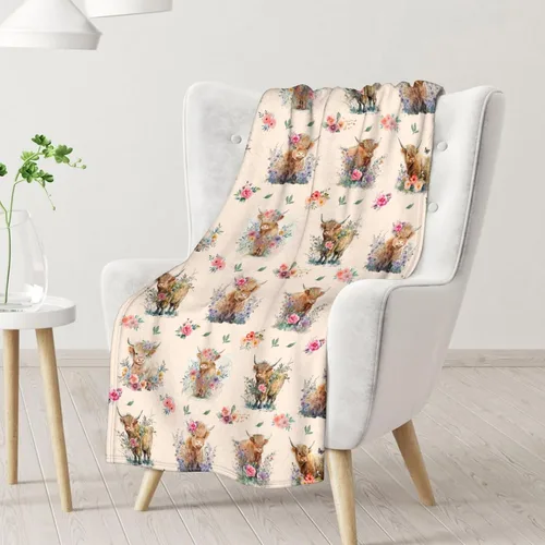 Vista 2 de Mercuryelf Highland Cow - Manta suave, mullida y cálida, 30 x 40 pulgadas, manta pequeña para regazo y cuna, color beige, bonito regalo para bebé