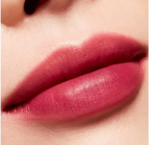 Vista 5 de MAC Edición Limitada Kisses & Bows Kit de labios: morado