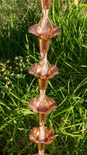 Vista 4 de Stanwood Rain Chain Morning Glory - Cadena de lluvia de cobre, 8 pies