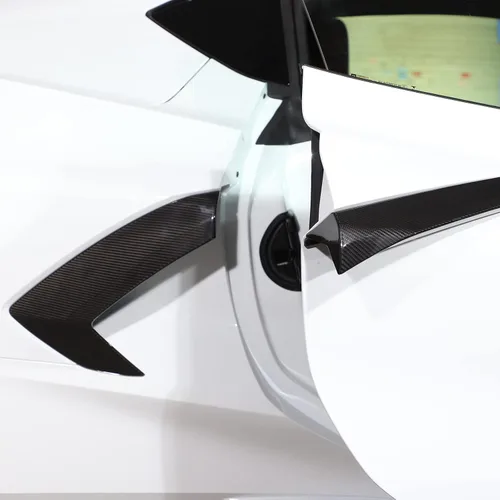 Vista 4 de Cubierta de salida de aire exterior de fibra de carbono 100% real para Chevrolet Corvette C8 2020-2023, accesorios de ventilación lateral