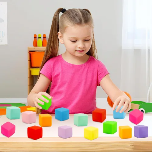 Vista 7 de Juguetes para ansiedad esponjosos, paquete de 24 bolas de cubo para el estrés, juguetes sensoriales a granel para niños y adultos, alivio