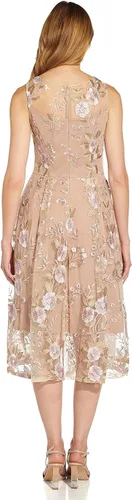 Vista 2 de Adrianna Papell Vestido acampanado con bordado floral para mujer