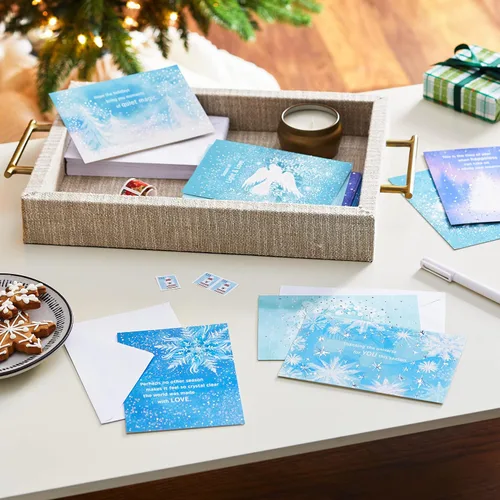 Vista 2 de Hallmark - Surtido de tarjetas festivas en caja, temporada de luz y amor (6 diseños, 36 tarjetas con sobres)