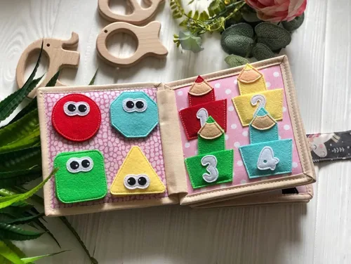 Vista 4 de Quiet Baby Book with Animals, Colors, Shapes, Felt book for fine motor skills, Montessori Toy, Toddler Activity Busy Book