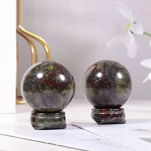 Vista 3 de SUNYIK Bola de cristal de sangre de dragón natural con soporte, escultura de esfera de cristal de piedra pulida para exhibición de Pascua