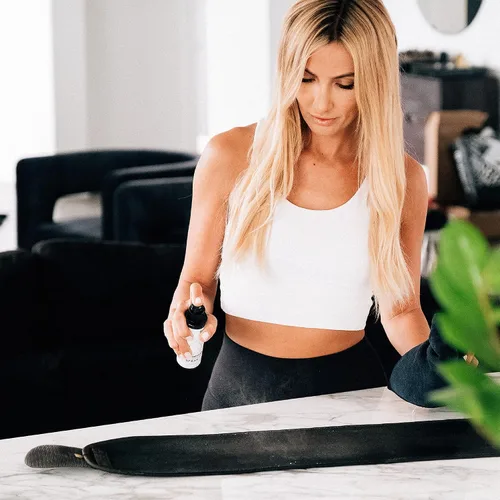 Vista 4 de Sweet Sweat Waist Trimmer Cleaning Spray Freshen & Clean Neoprene Trimmers, Yoga Mat, Gym Equipment & More! Made with Lemongrass & Sage Oil