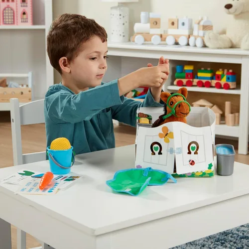 Vista 6 de Melissa & Doug FPet Care Juego Set