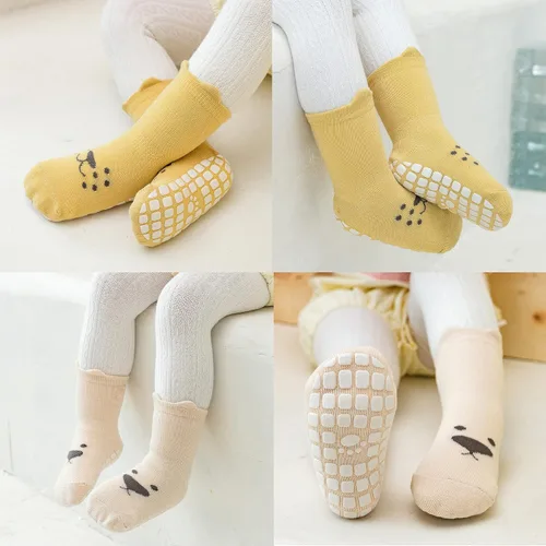 Vista 6 de vkxqtep Calcetines antideslizantes para niños pequeños, bonitos calcetines para bebés con empuñaduras para bebés, niños y niñas, 4 pares