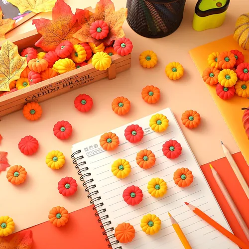 Vista 2 de 90 unidades de borradores de calabaza de otoño a granel para Acción de Gracias, mini borradores de lápiz 3D, papelería de calabaza de goma
