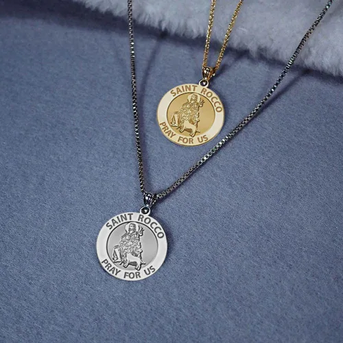 Vista 3 de PicturesOnGold.com Medalla religiosa de San Rocco, tamaño de níquel de 3/4 pulgadas, plata de ley