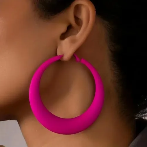 Vista 2 de Aretes de aro coloridos para mujer, aretes colgantes de neón de los años 80 y 90, aretes retro mate grandes, aretes gruesos exagerados, joyería Y2K