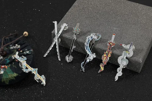 Vista 6 de Anime Slayer - Juego de pines de llavero Figuras de dibujos animados 9 Hashiras Mini Katana Sword Llaveros Esmalte Pin Joyería Hombres Mujeres