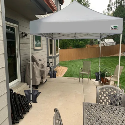 Vista 5 de Bolsas de peso Eurmax USA para tienda de campaña con dosel, bolsas de arena para toldo al aire libre instantáneo, patas de toldo, bolsas de arena