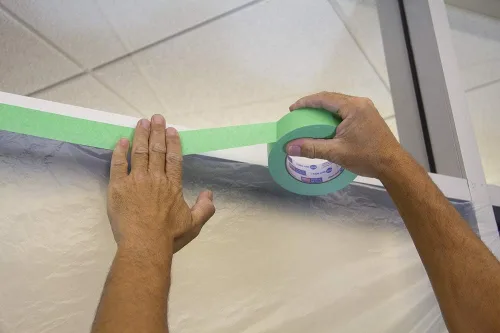 Vista 4 de IPG ProMask Green, 8-Day Painter's Tape, 0.70" x 60 yd, Green, (Single Roll)