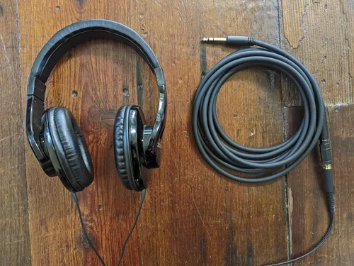 Vista 3 de Pig Hog PHX14-10 1/4" TRSF a 1/4" TRSM Cable de extensión para auriculares TRSM, 10 pies
