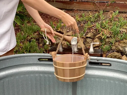 Vista 3 de HSE Cedar - Cucharón grande para sauna (6L, cedro rojo)