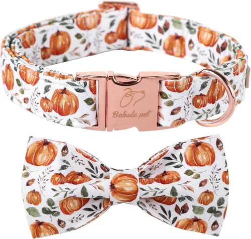 Vista 23 de Collar de Navidad para Perro con Pajarita - Lindo Collar de Cachorro Azul con Patrón Navideño de Cereza y Caramelo, Hebilla de Metal Ajustable