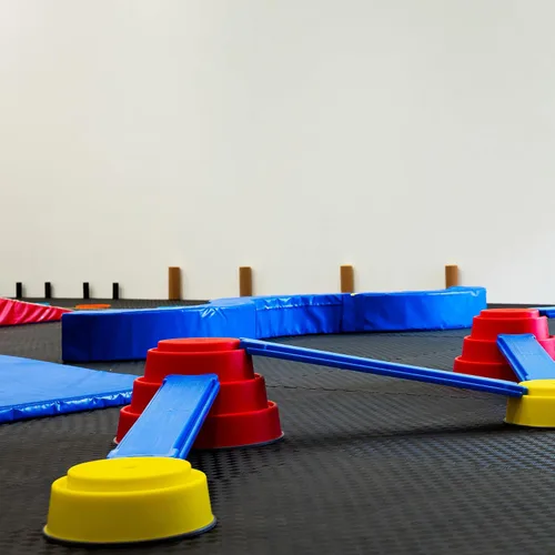 Vista 5 de BalanceFrom Tapete de ejercicio tipo rompecabezas con baldosas entrelazadas de espuma EVA para MMA – Ejercicio – Una pulgada de grosor, 24 pies