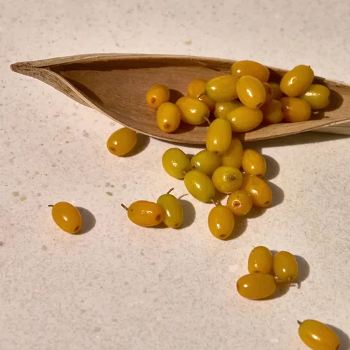 Vista 3 de KAINE Suero hidratante Vita Drop con 73% de extracto de fruta de árbol de vitaminas, 3% niacinamida y triple ácido hialurónico para la humedad