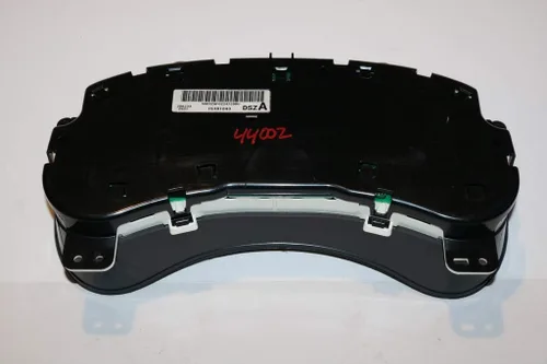 Vista 2 de 06-09 Chevy Trailblazer Instrument Cluster Velocímetro Calibre 10 millas #44002