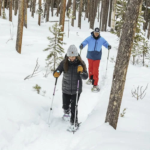 Vista 6 de Raquetas de nieve Yukon Charlie's Sherpa, raquetas de nieve para hombres y mujeres, kits de raquetas de nieve para todos los niveles de habilidad