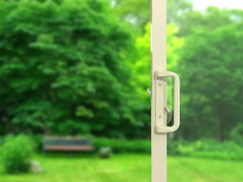 Vista 5 de Juego de cerradura y manija para puerta de patio House Guard con llave, opciones que añaden una firma única a su cerradura de puerta de vidrio