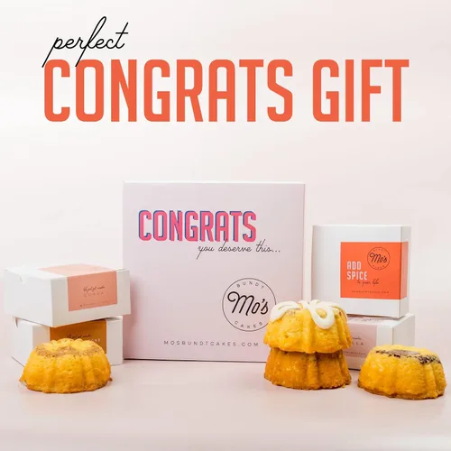 Vista 3 de Mo's - Caja mixta – Regalo perfecto de felicitación para mujeres, hombres, compañeros de trabajo, amigos y más – Fresh Mo's Bundt Cakes en una