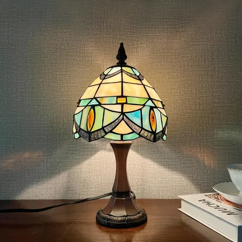 Vista 2 de Tiffany - Lámpara de mesa pequeña con vitrales, luz de mesa de estilo antiguo, lámpara de noche vintage para sala de estar, dormitorio, mesita