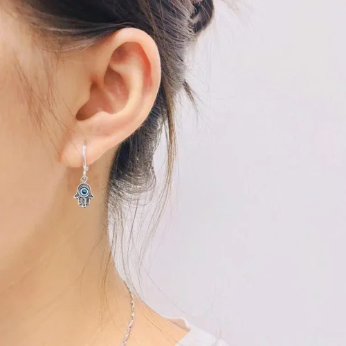 Vista 3 de RUIZHEN Pendientes de aro vintage turco de ojo turco Hamsa mano de Fátima para mujer