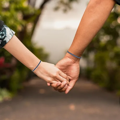 Vista 3 de 2 pulseras a juego de color rojo y negro para mejores amigos y parejas, regalo para ella, él, cumpleaños, novio, novia, mejores amistades