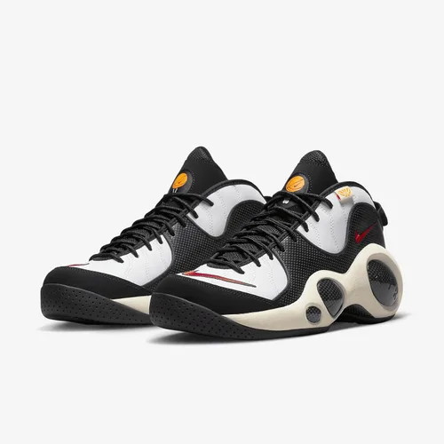 Vista 5 de Nike Zapatillas de baloncesto Zoom Flight 95 para hombre, Blanco/Naranja Total/Leche de Coco/Rojo Universitario