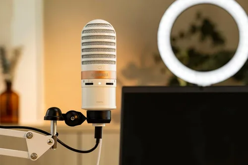 Vista 7 de Yamaha Micrófono condensador USB de alta definición YCM01U blanco