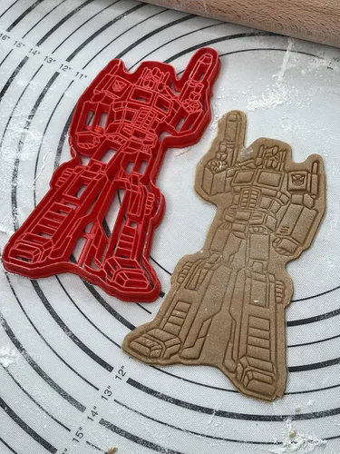 Vista 3 de Juego de 2 cortadores y moldes de galletas Autobots producidos por 3D Kitchen Art