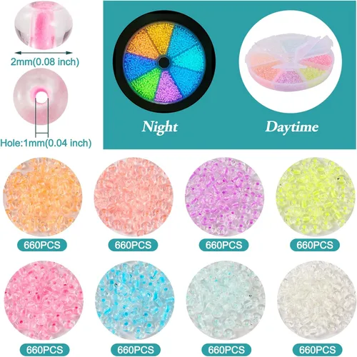 Vista 3 de KISSITTY 5280 cuentas de semillas que brillan en la oscuridad de cristal de 0.079 pulgadas (0.079 in) de cristal luminoso redondo brillante pequeñas