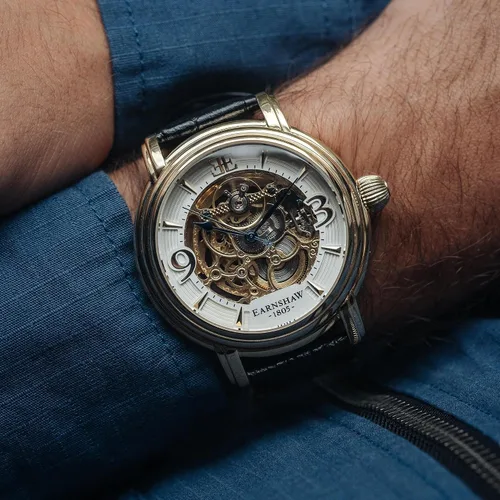 Vista 5 de Thomas Earnshaw Longcase Grande Skeleton Reloj automático para hombre, 1.890 in, esfera de corazón abierto, correa de cuero genuino ES-8011